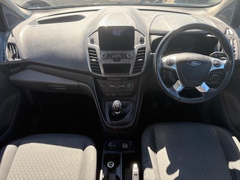 Used Ford Grand Tourneo Connect 2019 for sale - 78374797: Photo