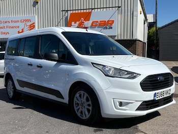 Used Ford Grand Tourneo Connect 2019 for sale - 78374797: Photo