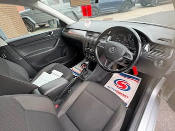 Used Skoda Rapid Spaceback 2015 for sale - 79697886: Photo