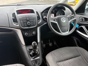 Used Vauxhall Zafira Tourer 2012 for sale - 79533351: Photo