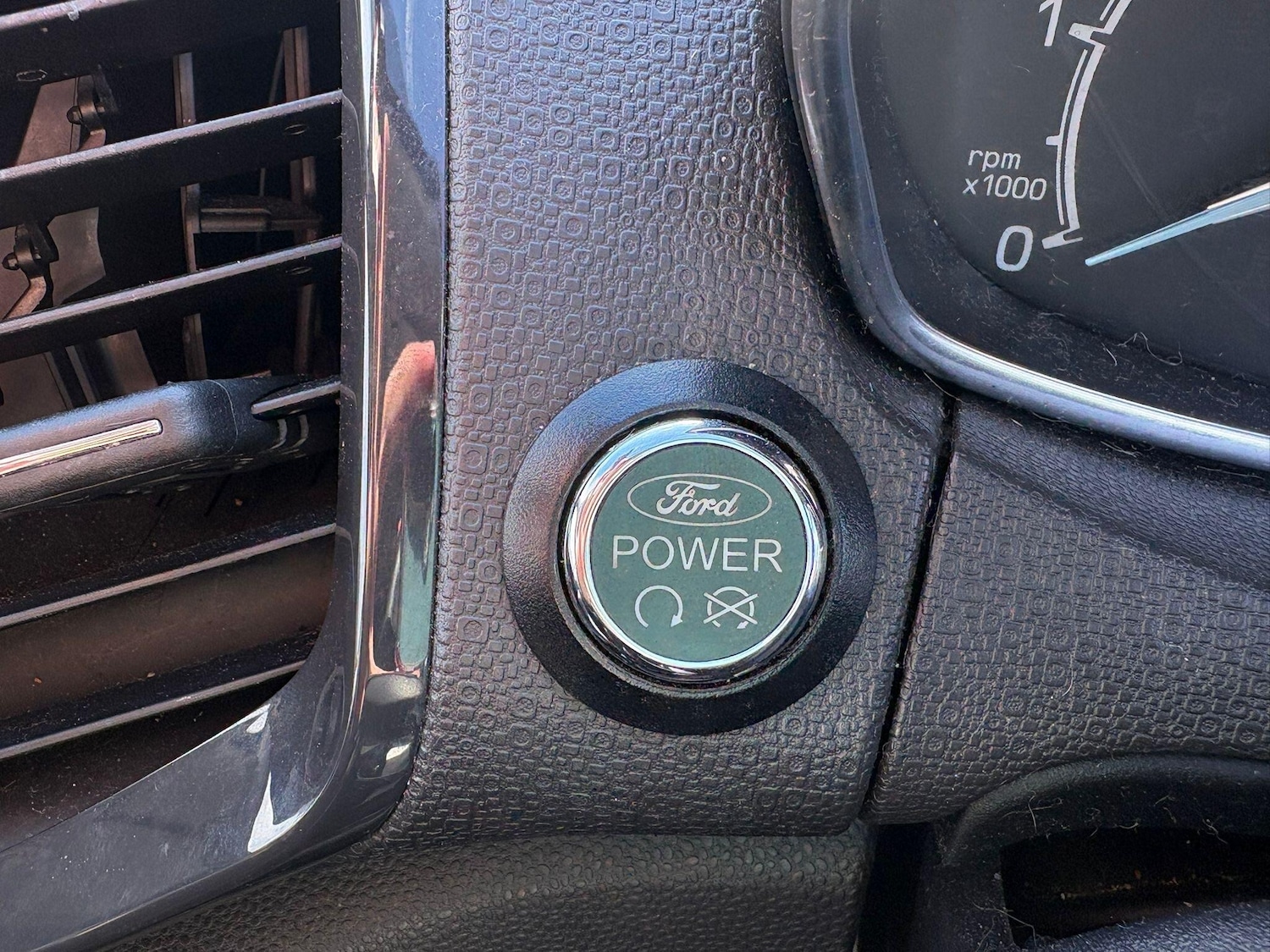 Used Ford Ecosport for sale - 78115336: Photo 25