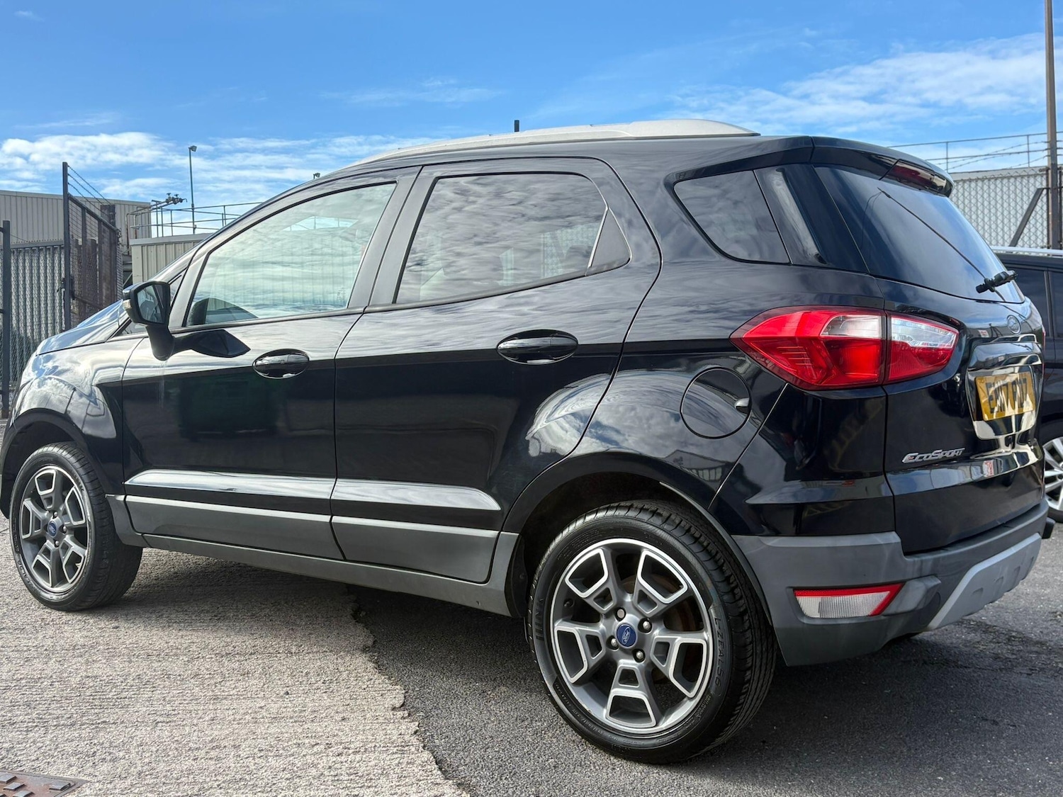 Used Ford Ecosport for sale - 78115336: Photo 9