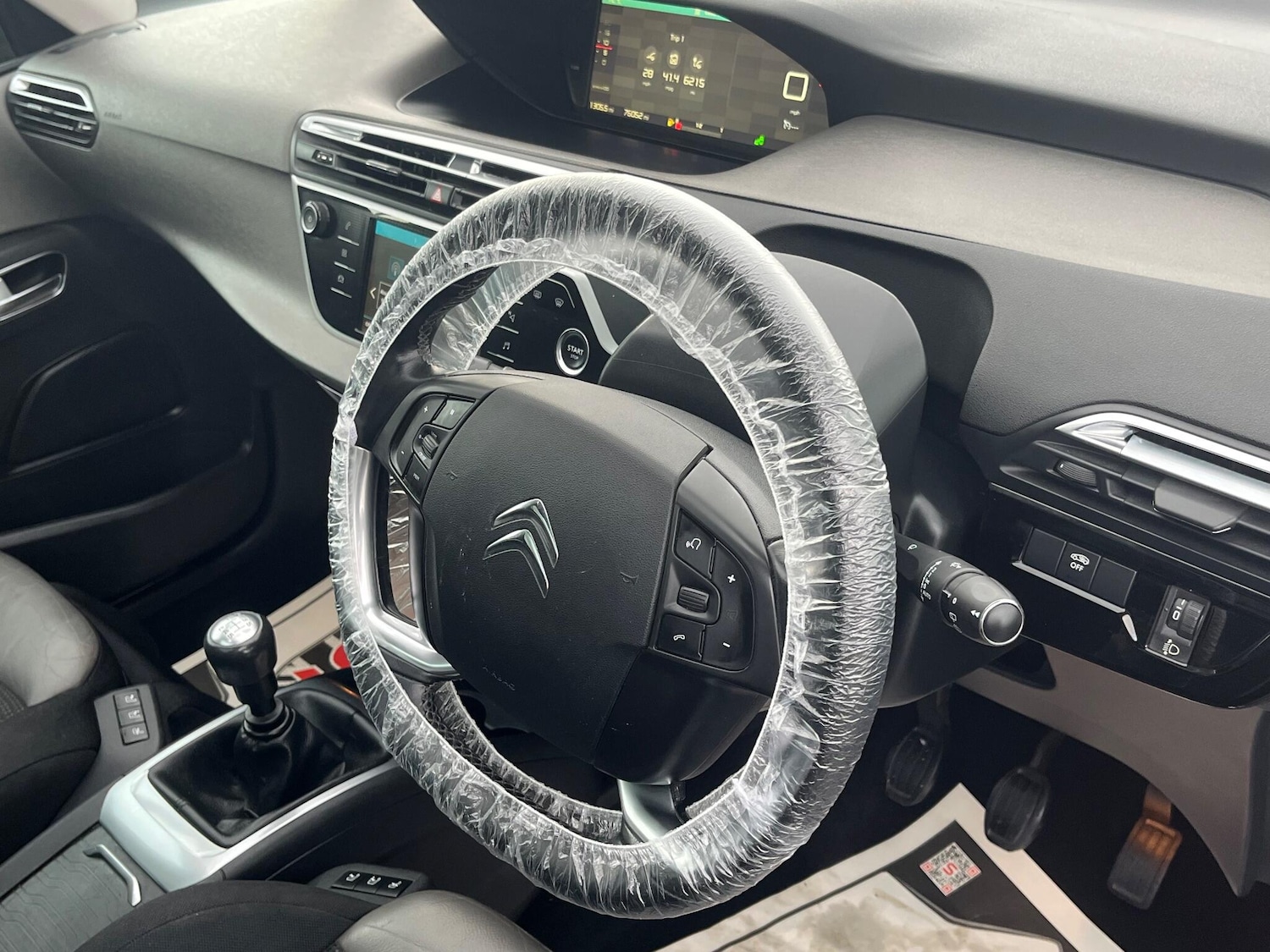 Used Citroen C4 Picasso 2017 for sale - 76727634: Photo 37