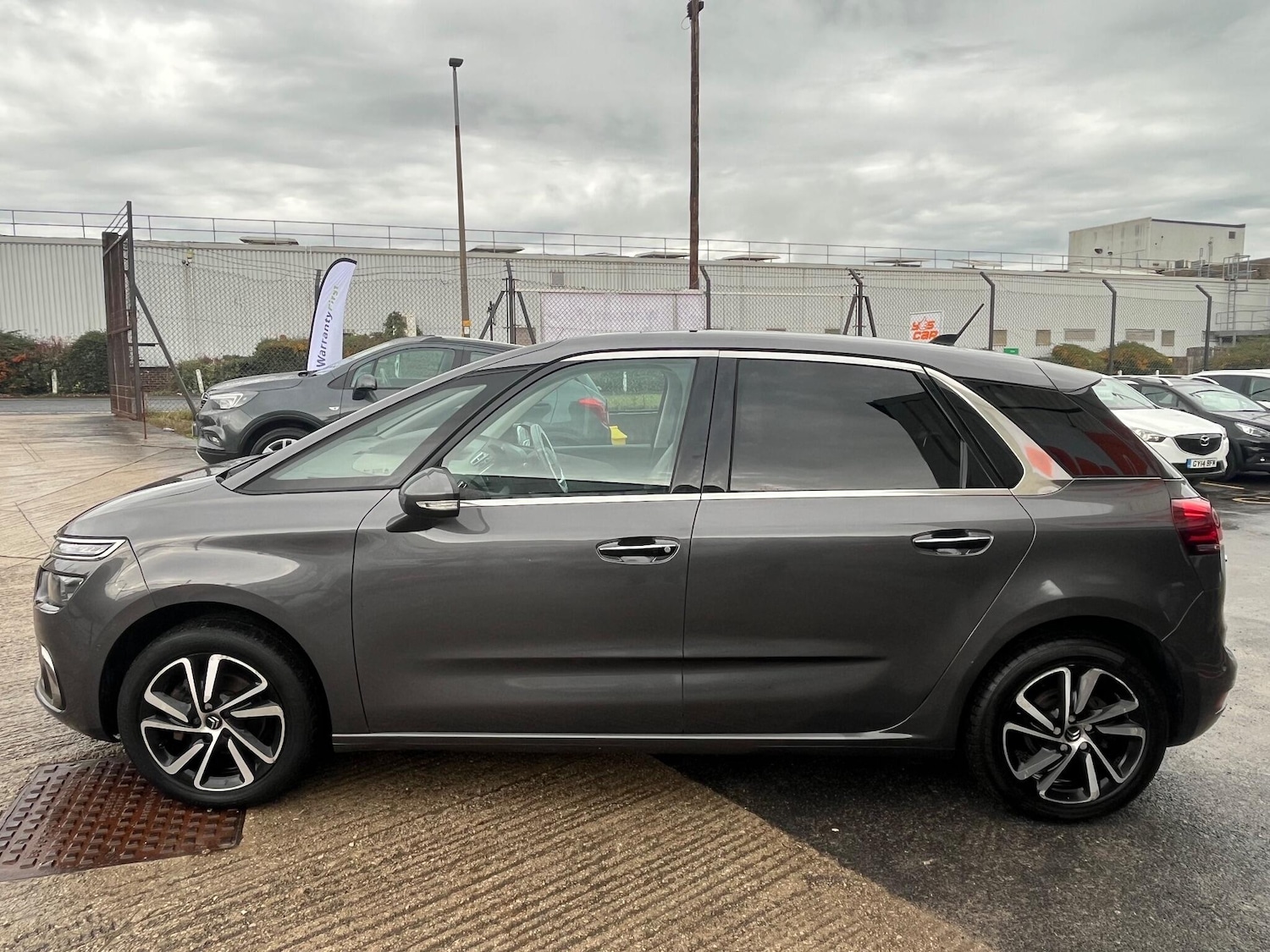 Used Citroen C4 Picasso 2017 for sale - 76727634: Photo 8