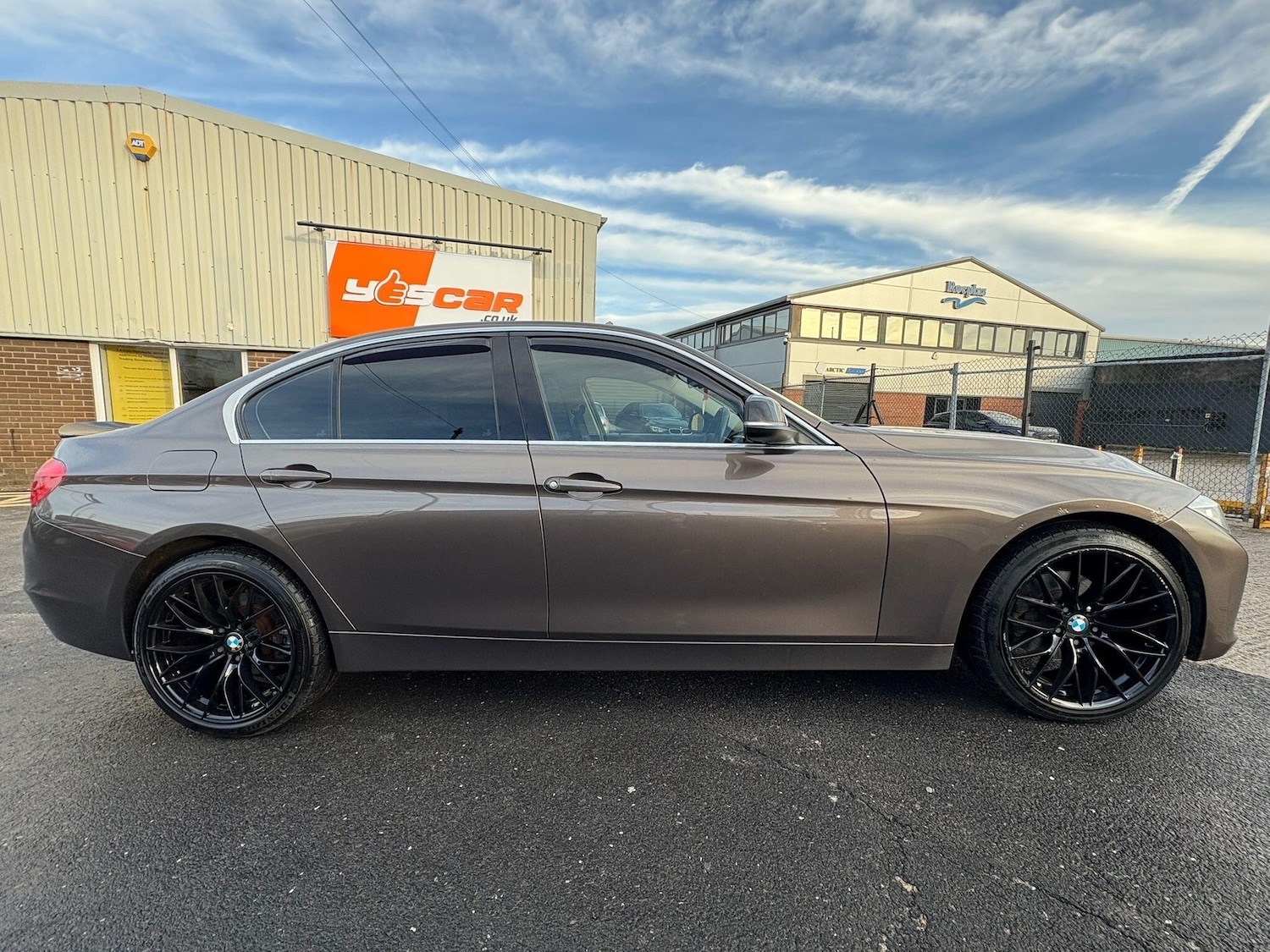 Used BMW 3 Series 2013 for sale - 76936689: Photo 12