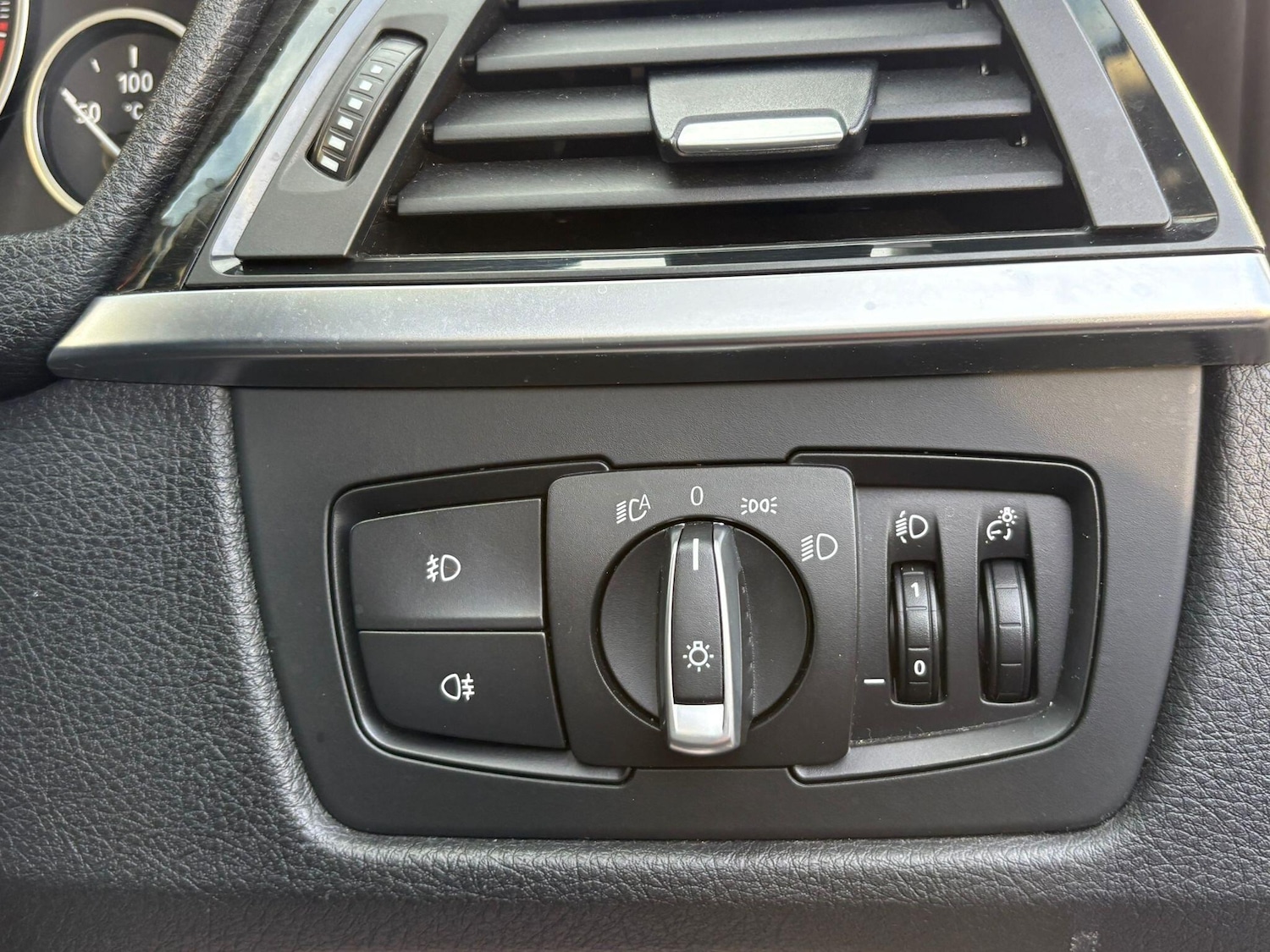 Used BMW 3 Series 2013 for sale - 76936689: Photo 23