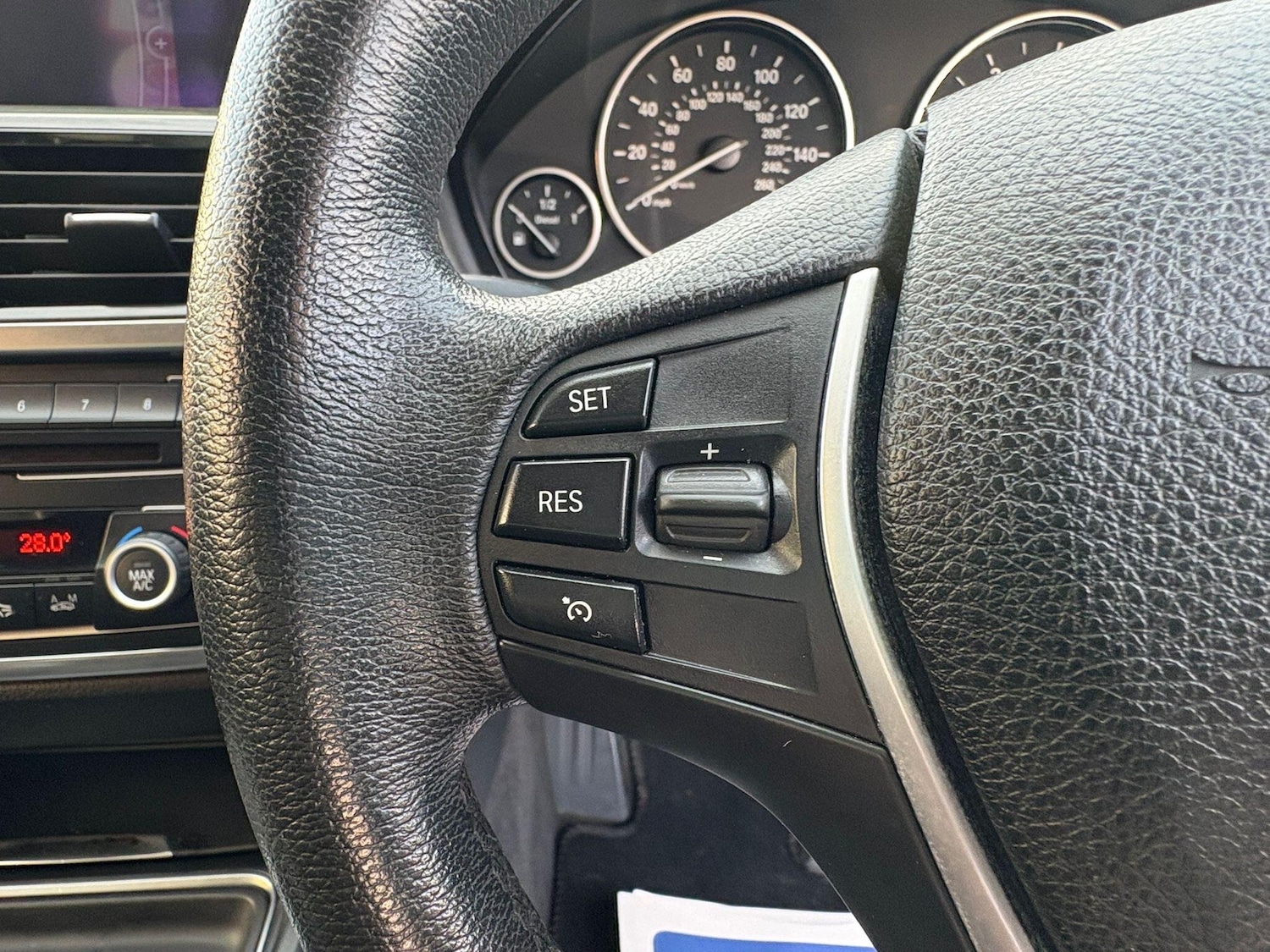 Used BMW 3 Series 2013 for sale - 76936689: Photo 26