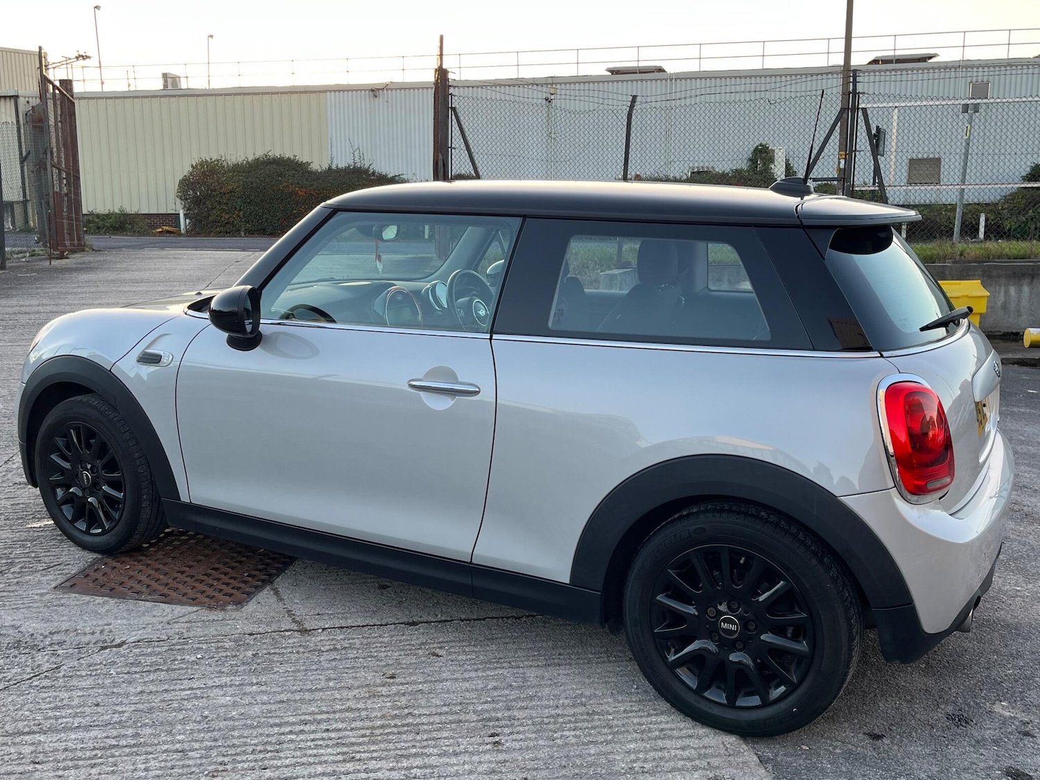 Used MINI Hatch 2015 for sale - 76666918: Photo 6