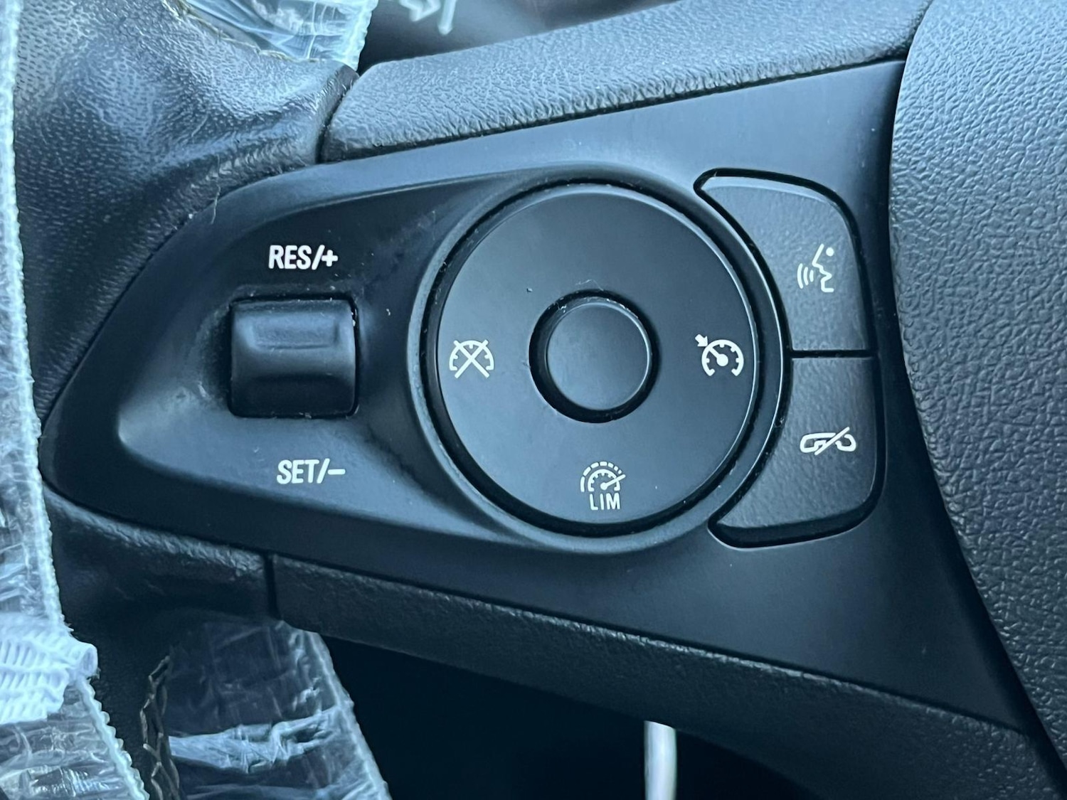 Used Vauxhall Astra 2018 for sale - 76671380: Photo 22