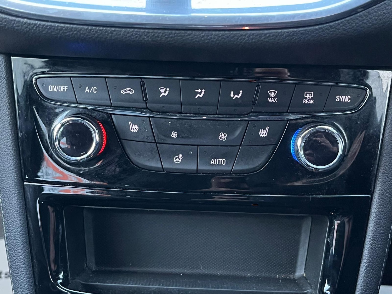 Used Vauxhall Astra 2018 for sale - 76671380: Photo 25