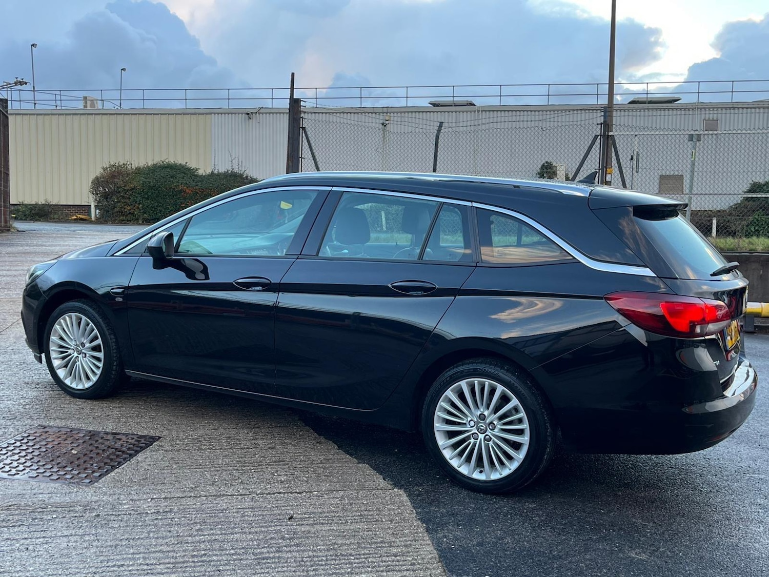 Used Vauxhall Astra 2018 for sale - 76671380: Photo 7