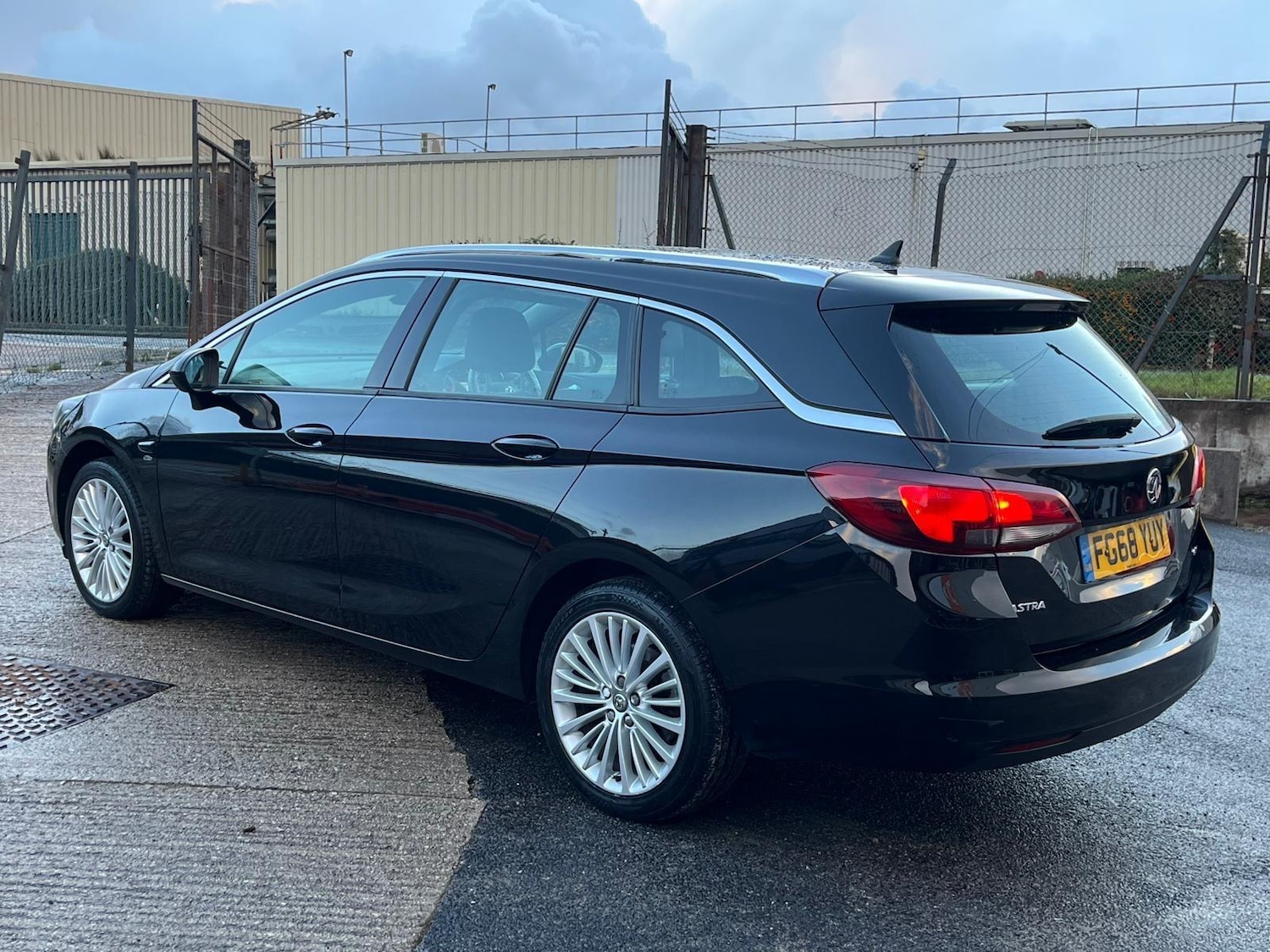 Used Vauxhall Astra 2018 for sale - 76671380: Photo 8