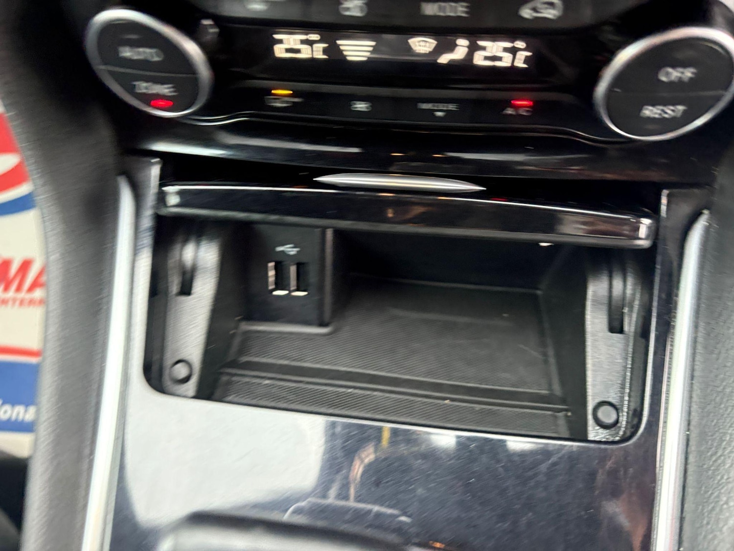 Used Infiniti Q30 2016 for sale - 77215756: Photo 28