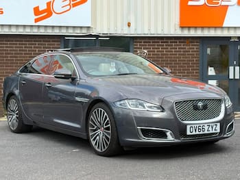 Used Jaguar XJ 2016 for sale - 79726978: Photo