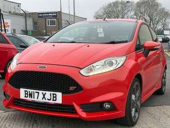 Used Ford Fiesta 2017 for sale - 78116000: Photo