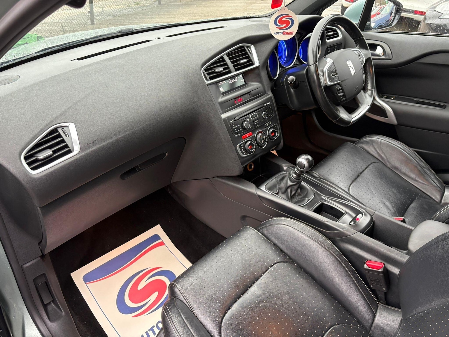 Used Citroen DS4 2011 for sale - 76995222: Photo 2