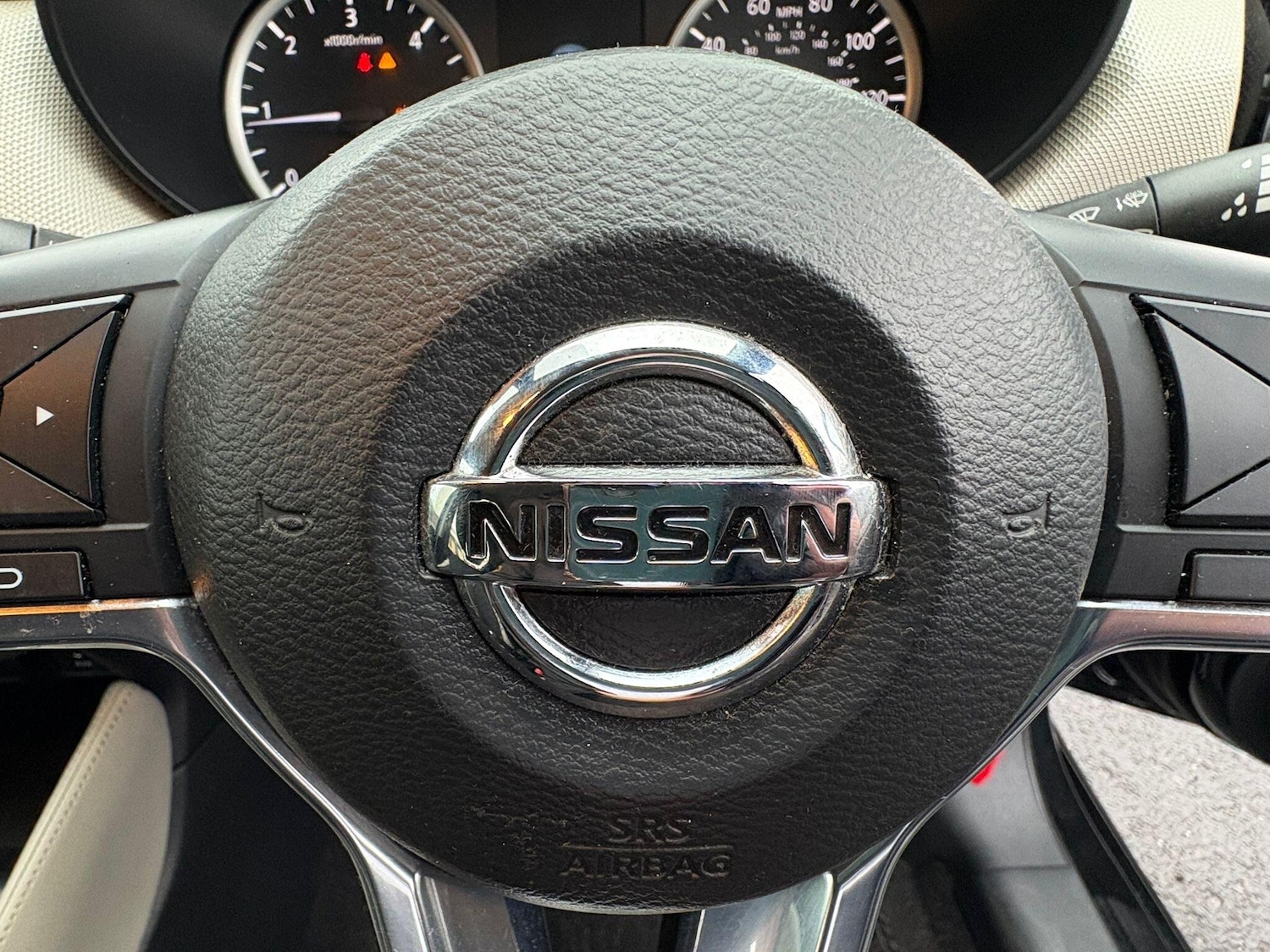 Used Nissan Micra 2017 for sale - 77523524: Photo 41