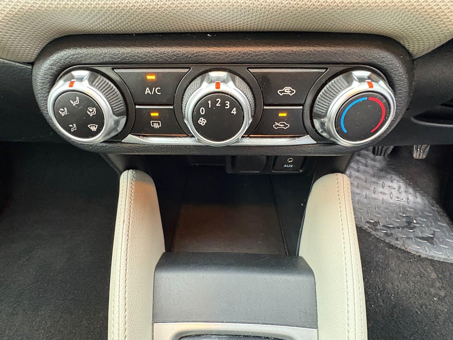 Used Nissan Micra 2017 for sale - 77523524: Photo 59