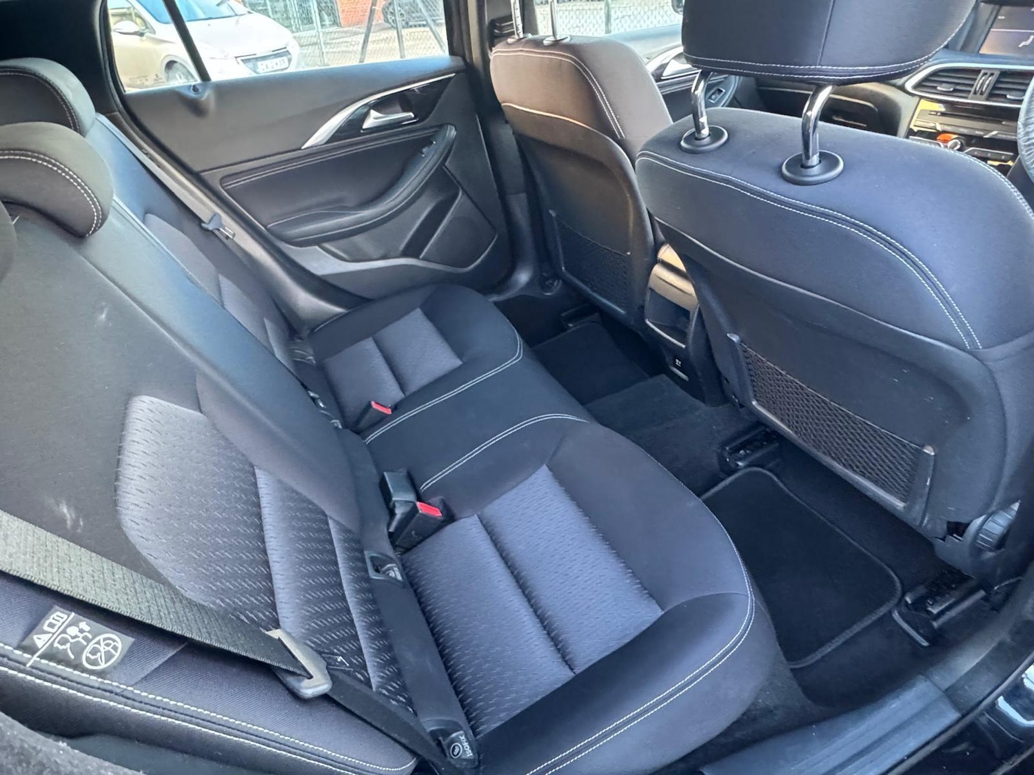 Used Infiniti Q30 2016 for sale - 77229451: Photo 17