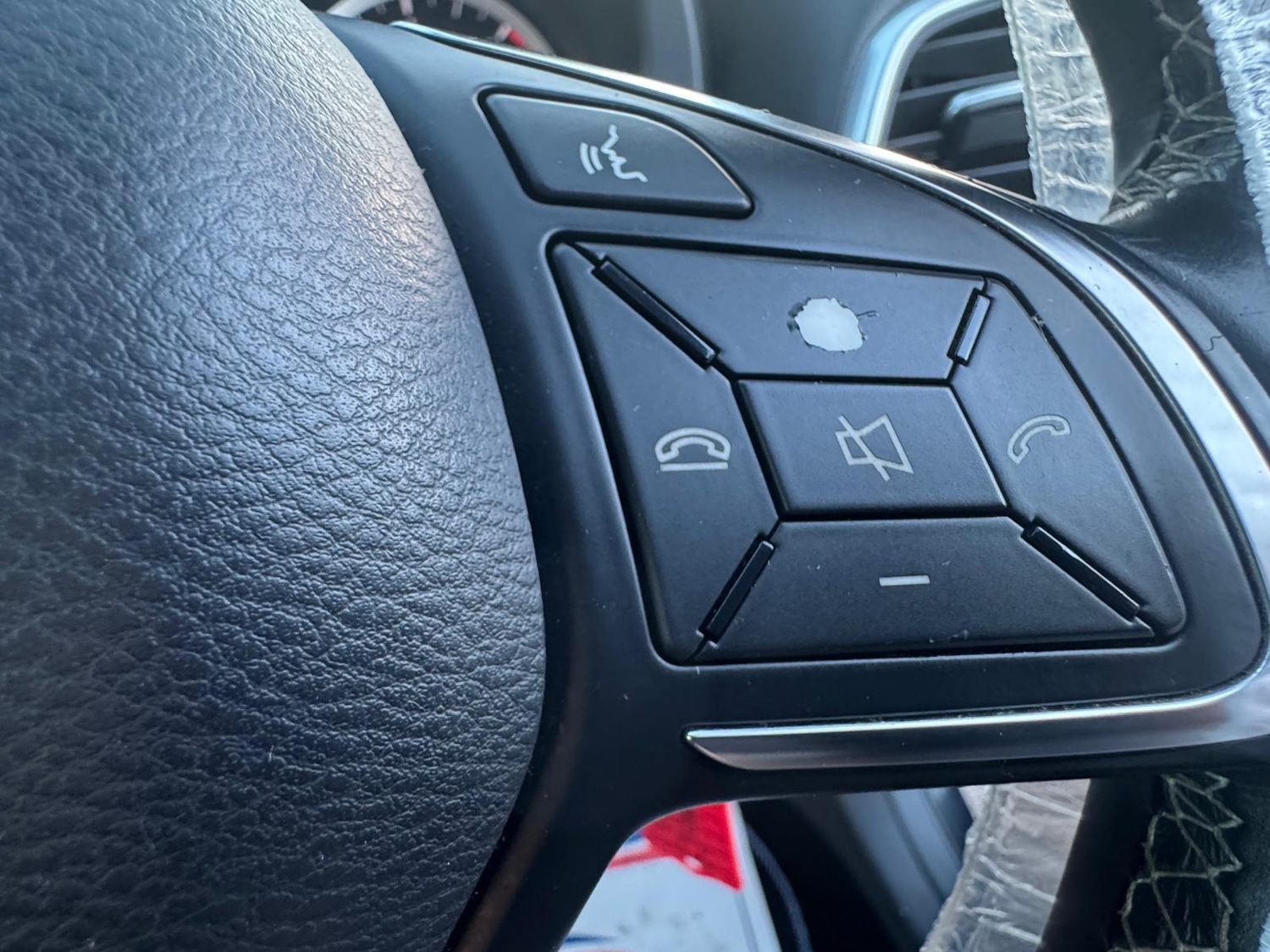 Used Infiniti Q30 2016 for sale - 77229451: Photo 24