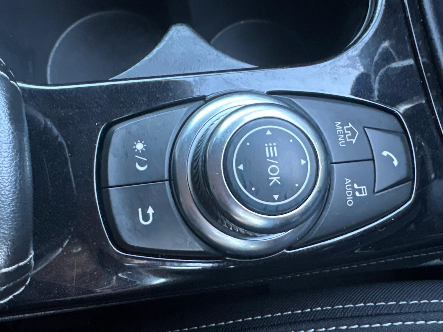 Used Infiniti Q30 2016 for sale - 77229451: Photo 27