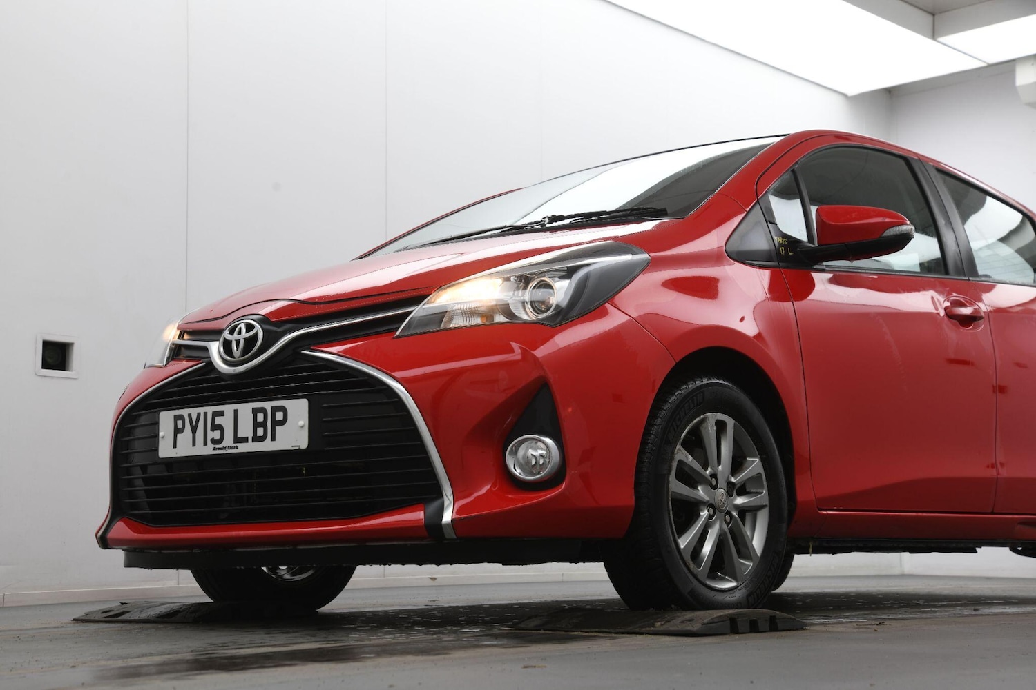 Used Toyota Yaris 2015 for sale - 78063047: Photo 18