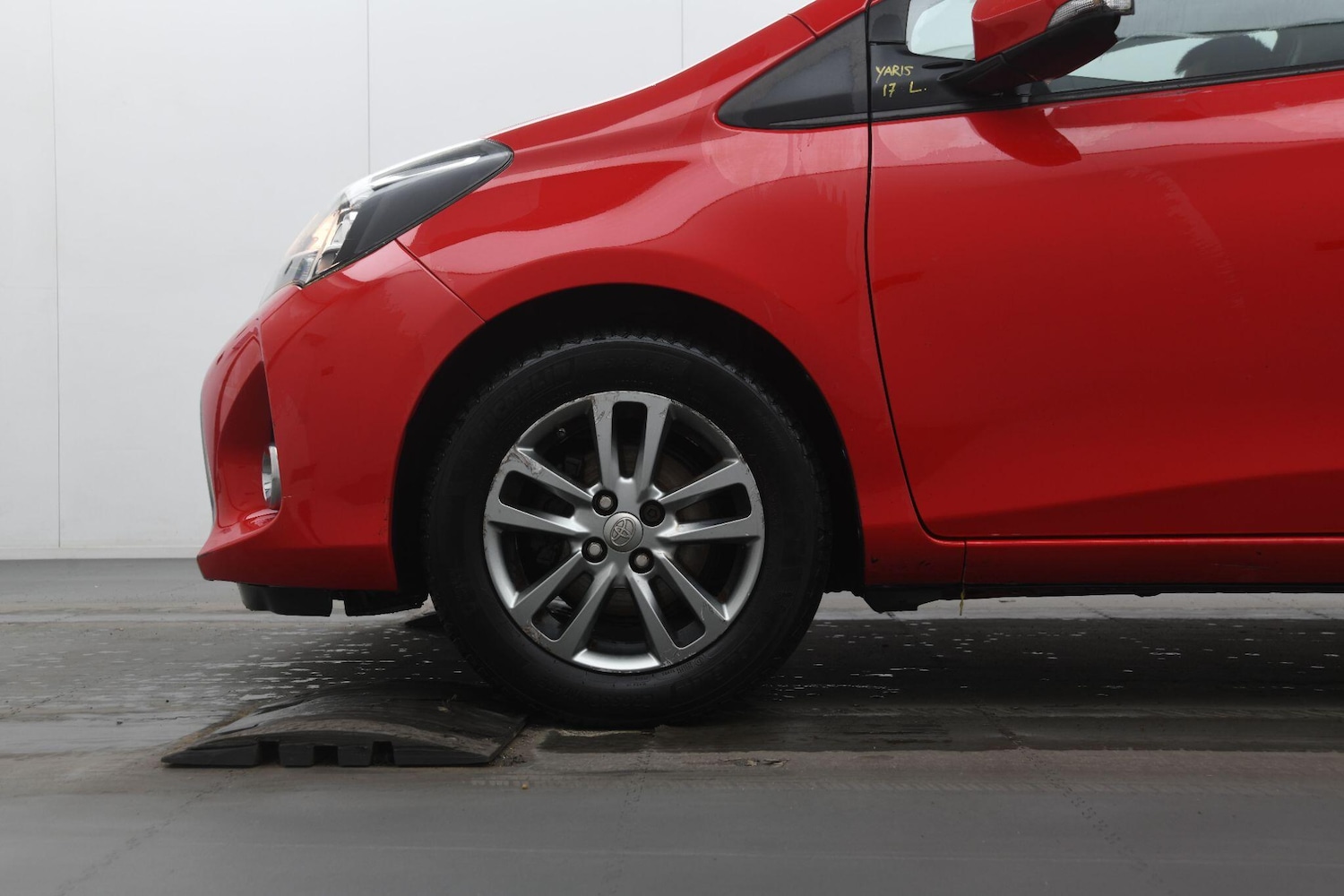 Used Toyota Yaris 2015 for sale - 78063047: Photo 43