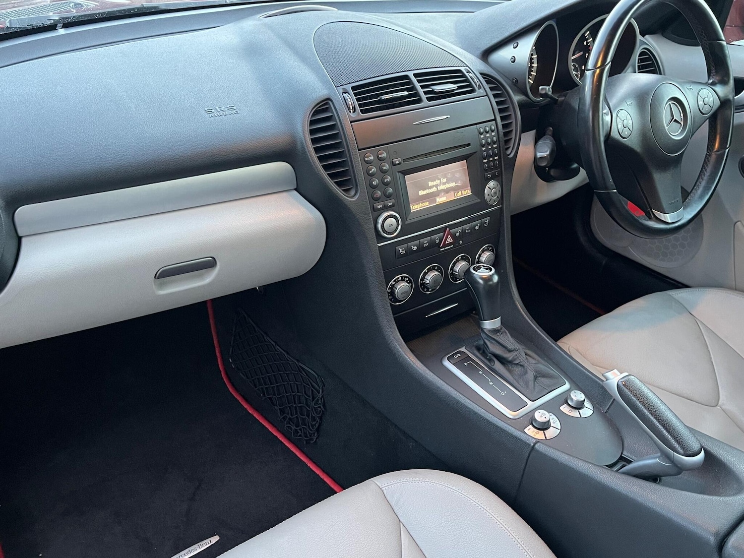 Used Mercedes-Benz SLK 2010 for sale - 76666504: Photo 16