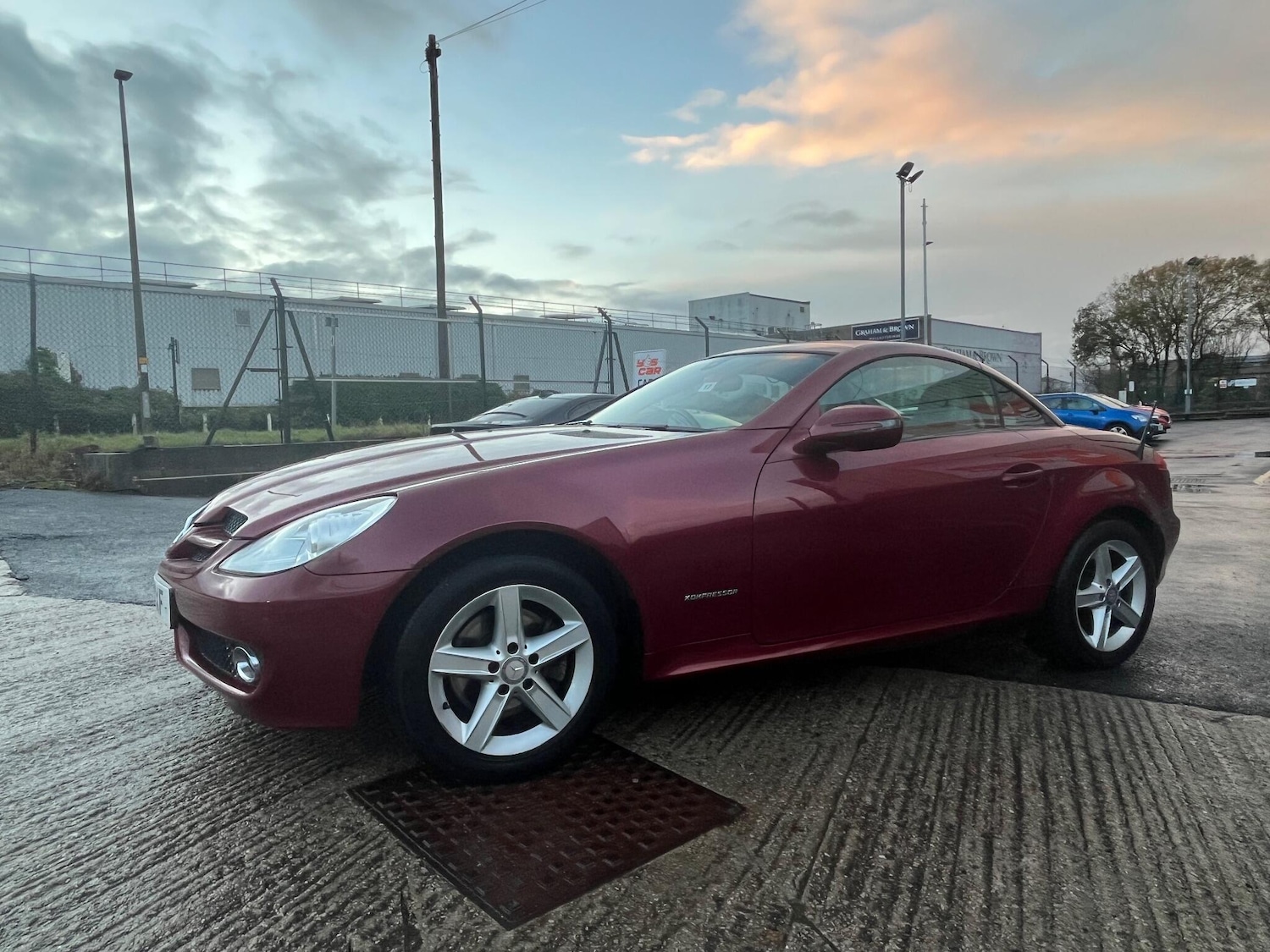 Used Mercedes-Benz SLK 2010 for sale - 76666504: Photo 3