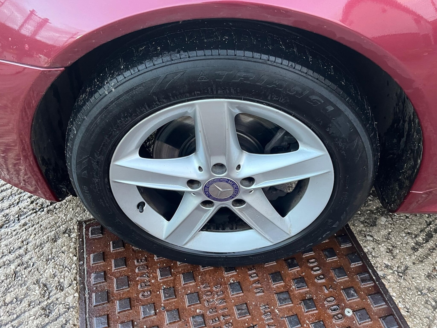 Used Mercedes-Benz SLK 2010 for sale - 76666504: Photo 31