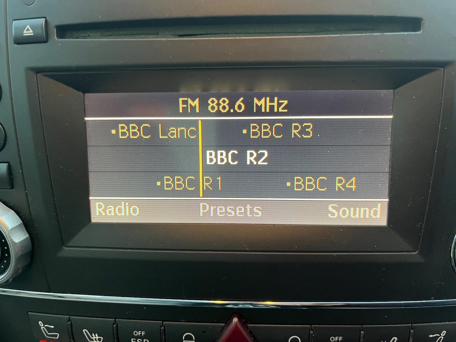 Used Mercedes-Benz SLK 2010 for sale - 76666504: Photo 33