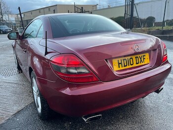 Used Mercedes-Benz SLK 2010 for sale - 76666504: Photo