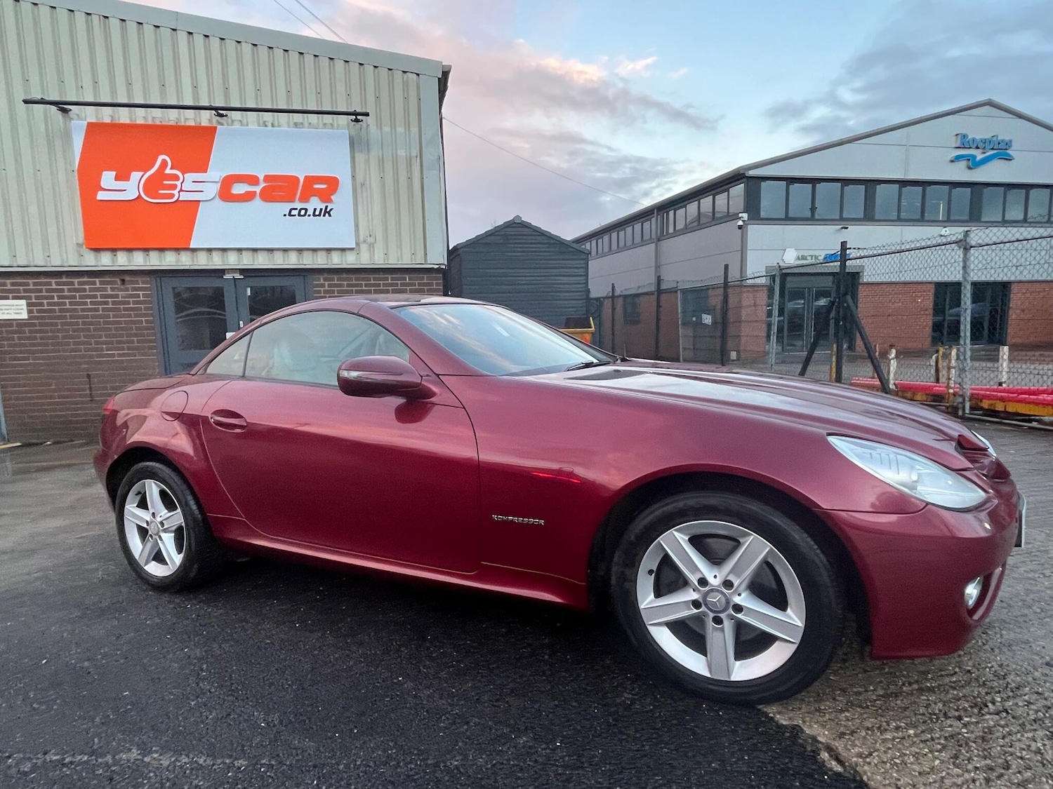 Used Mercedes-Benz SLK 2010 for sale - 76666504: Photo 5