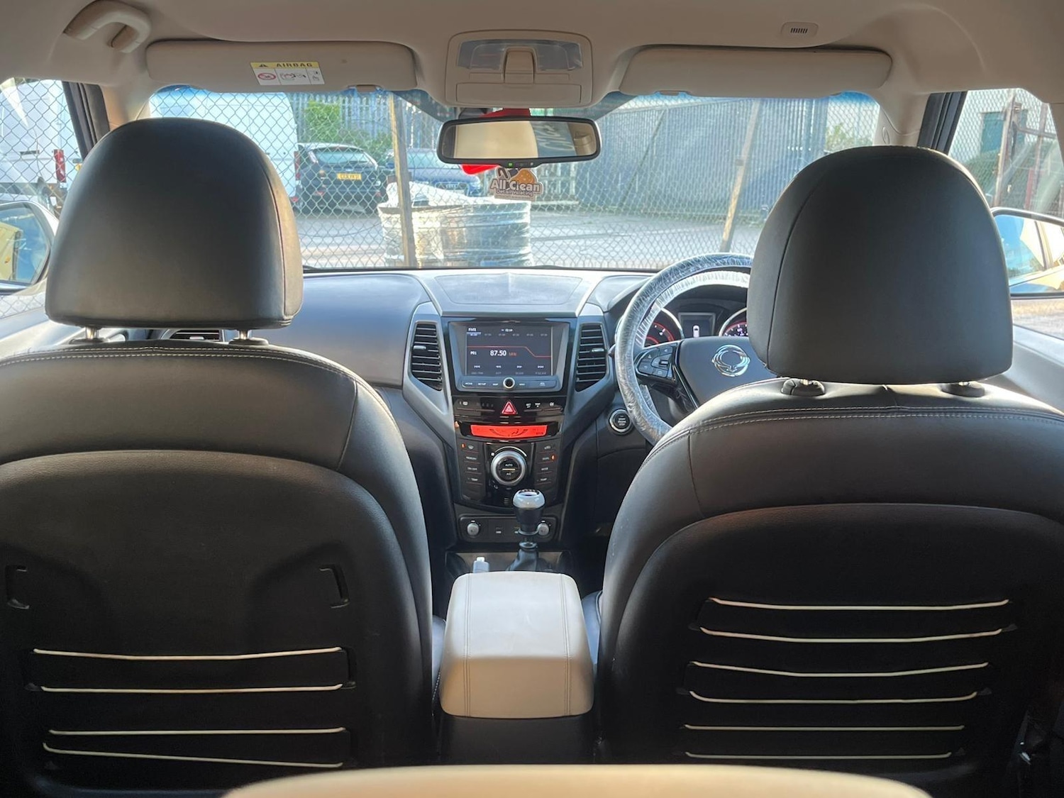 Used Ssangyong Tivoli 2016 for sale - 76801885: Photo 14