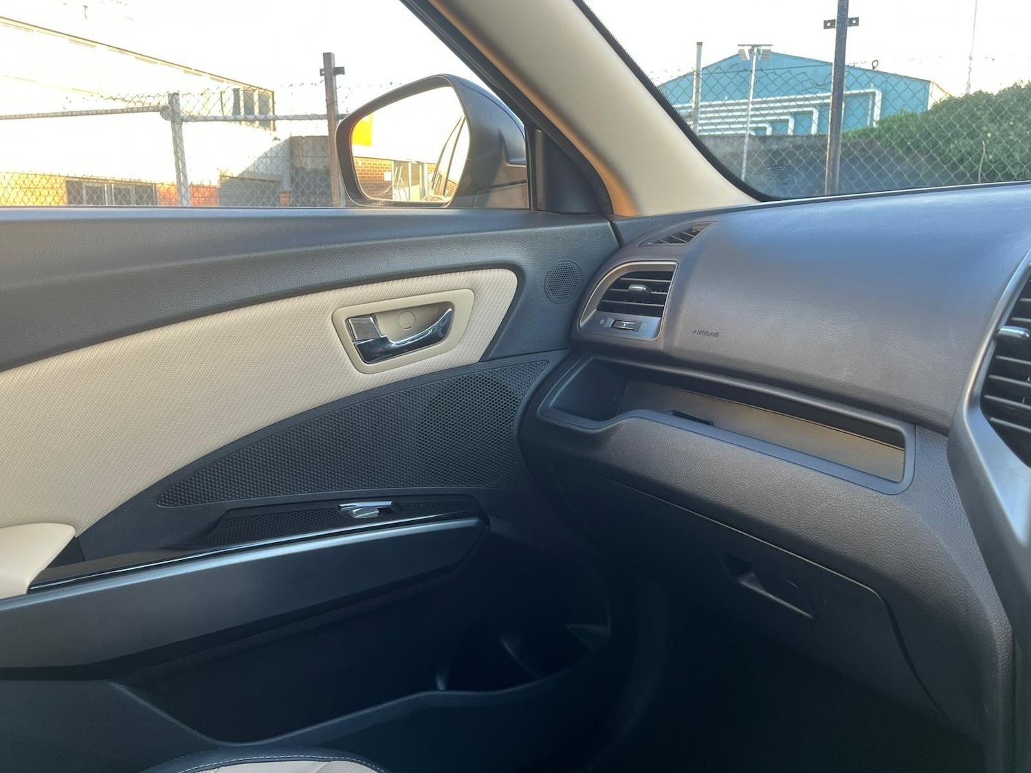 Used Ssangyong Tivoli 2016 for sale - 76801885: Photo 15