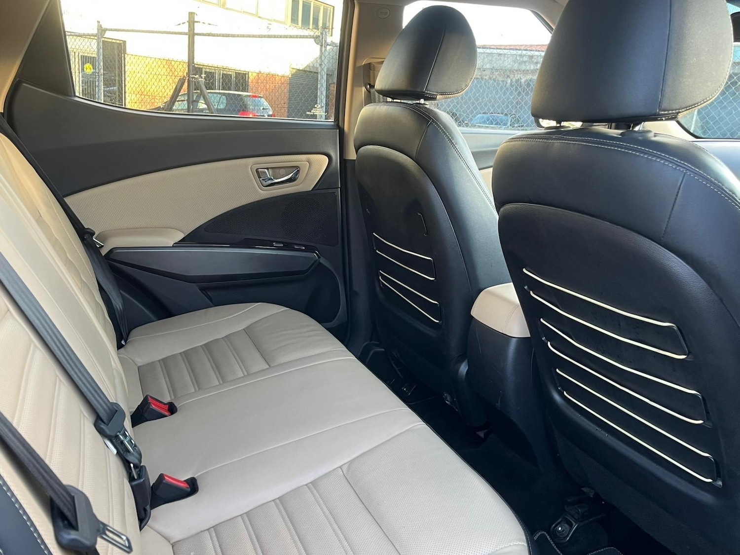 Used Ssangyong Tivoli 2016 for sale - 76801885: Photo 16