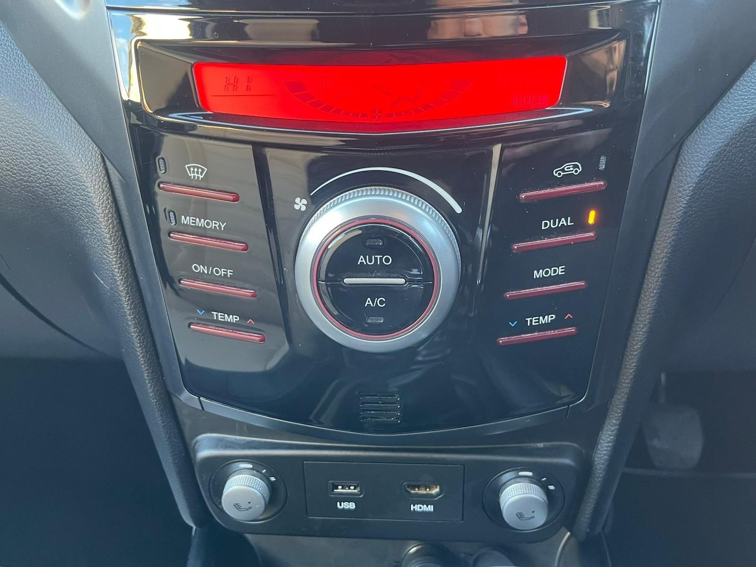 Used Ssangyong Tivoli 2016 for sale - 76801885: Photo 22