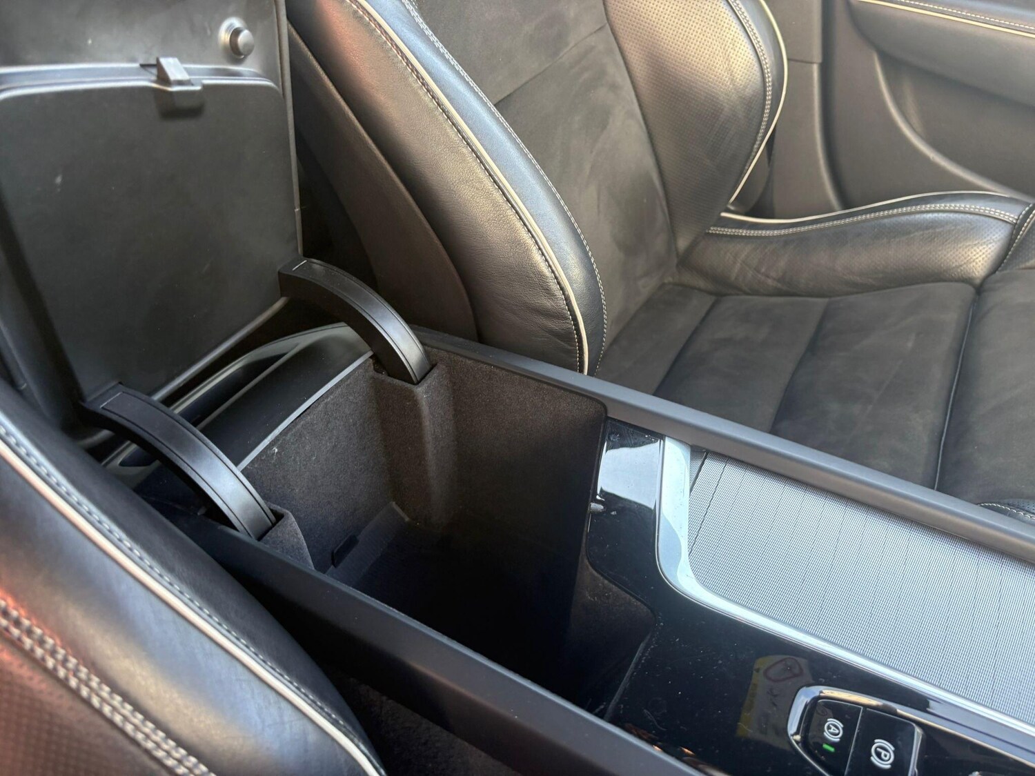 Used Volvo V90 2017 for sale - 77940181: Photo 17