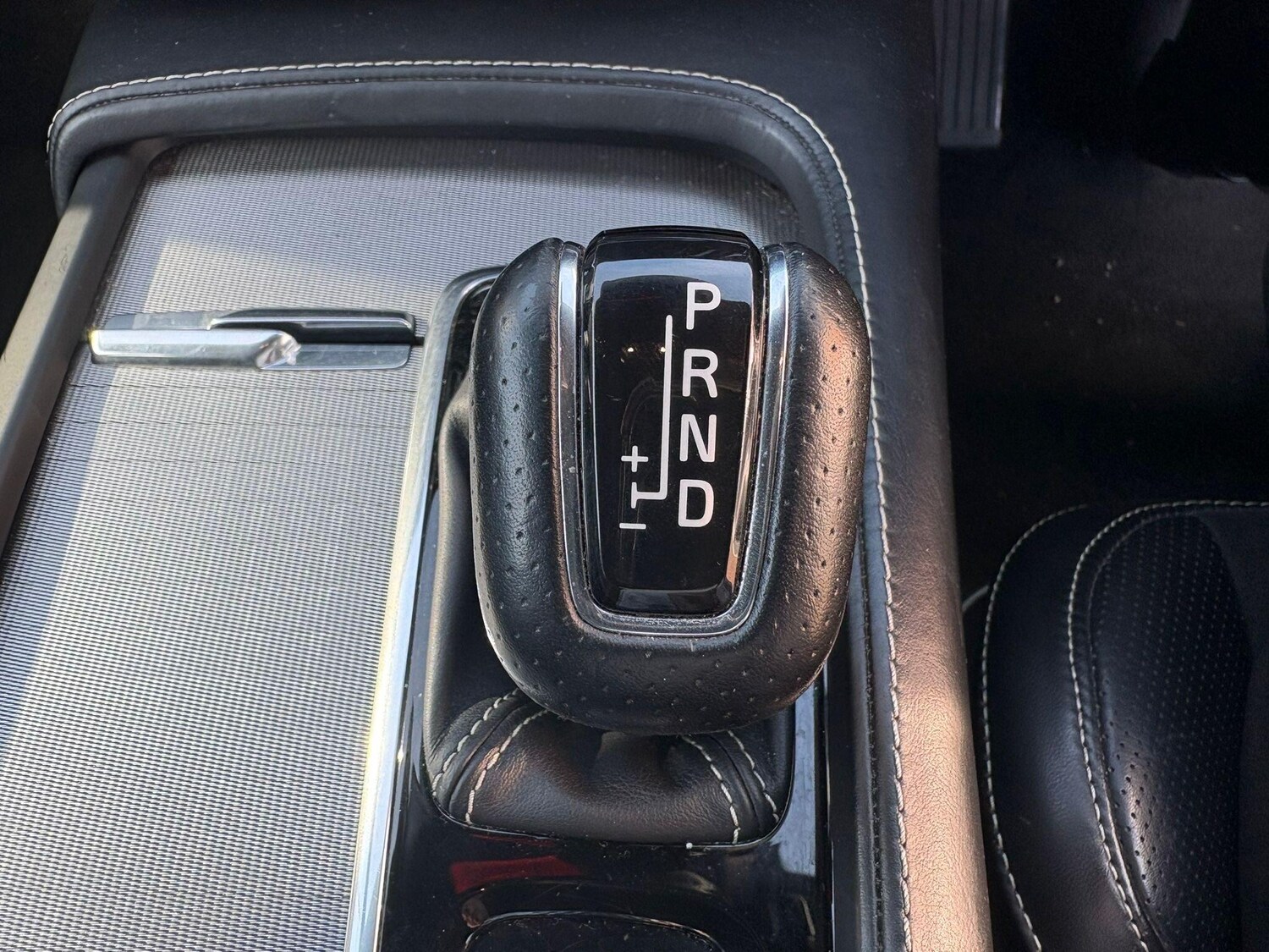 Used Volvo V90 2017 for sale - 77940181: Photo 22