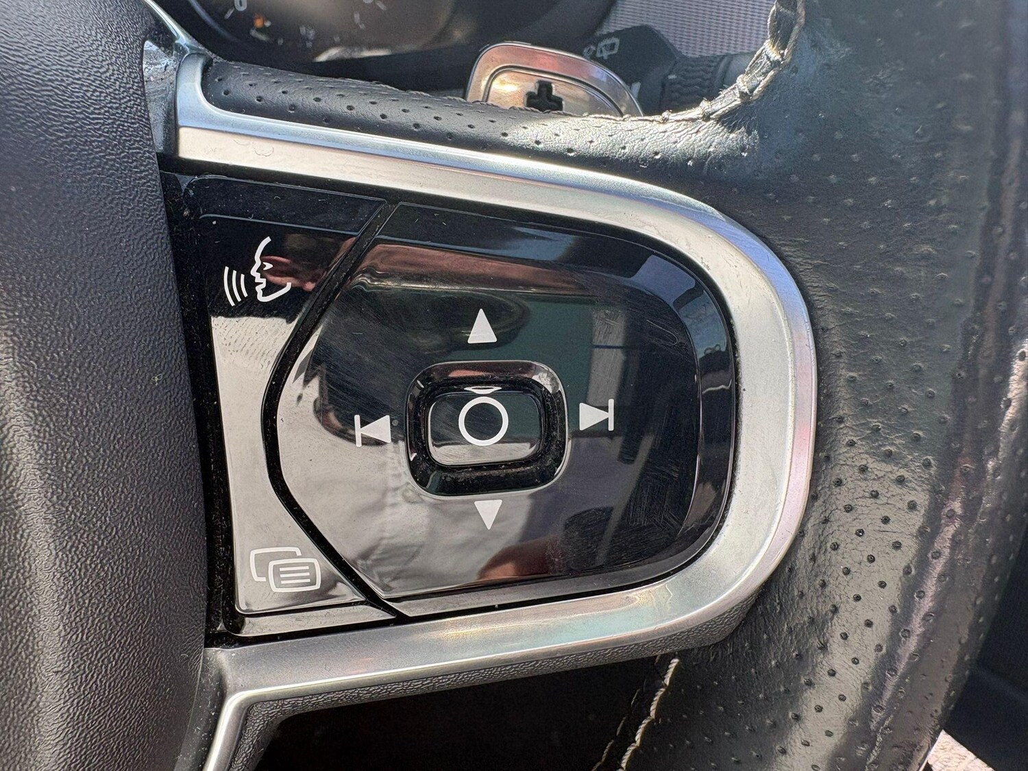 Used Volvo V90 2017 for sale - 77940181: Photo 24