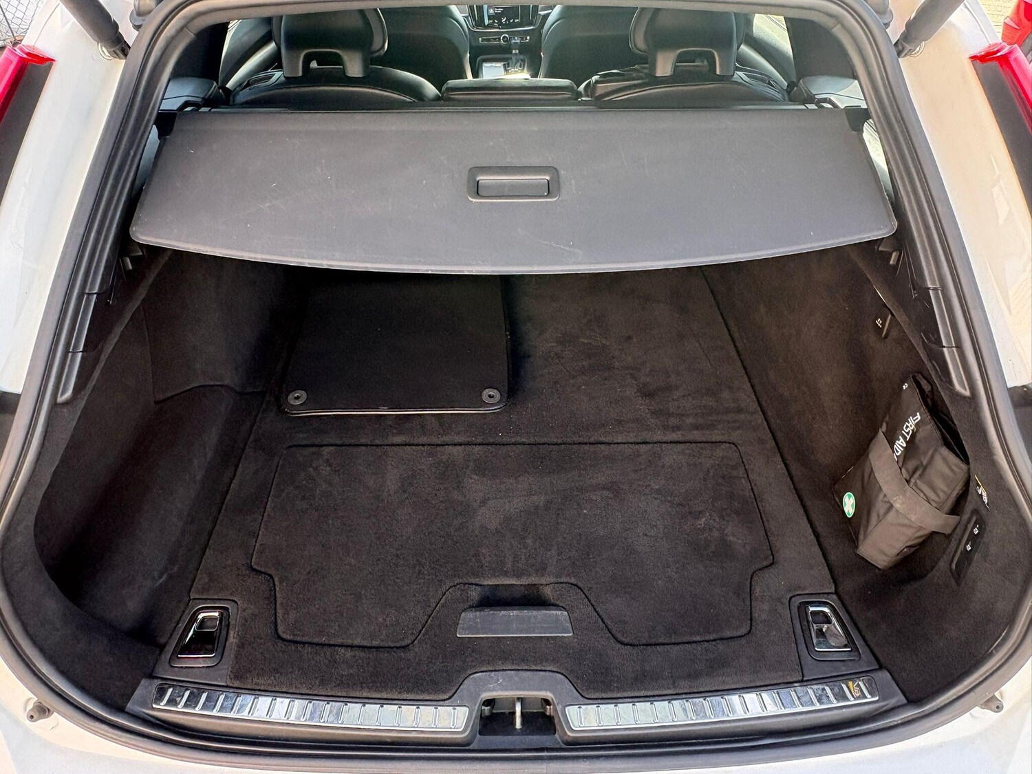 Used Volvo V90 2017 for sale - 77940181: Photo 48