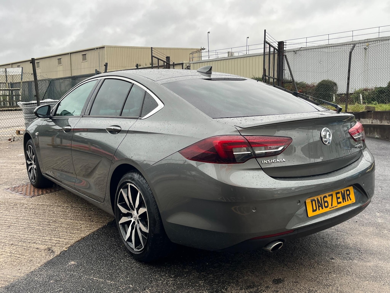 Used Vauxhall Insignia 2017 for sale - 76743113: Photo 5