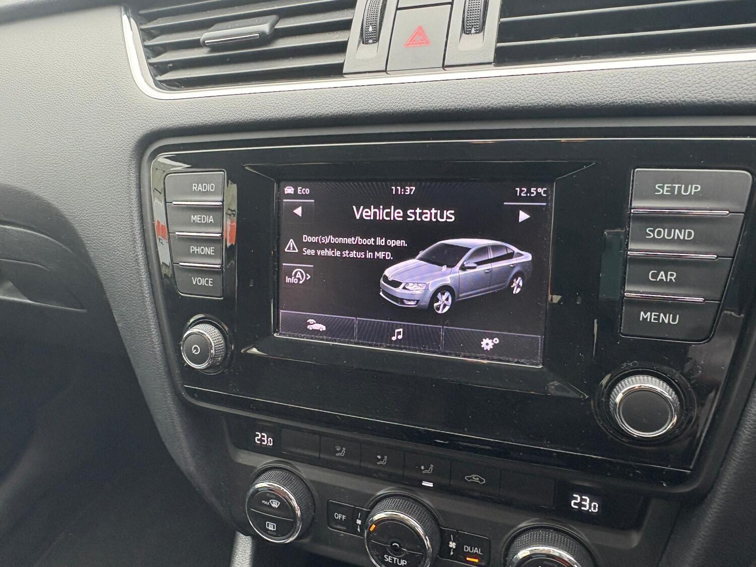 Used Skoda Octavia 2014 for sale - 76886118: Photo 34