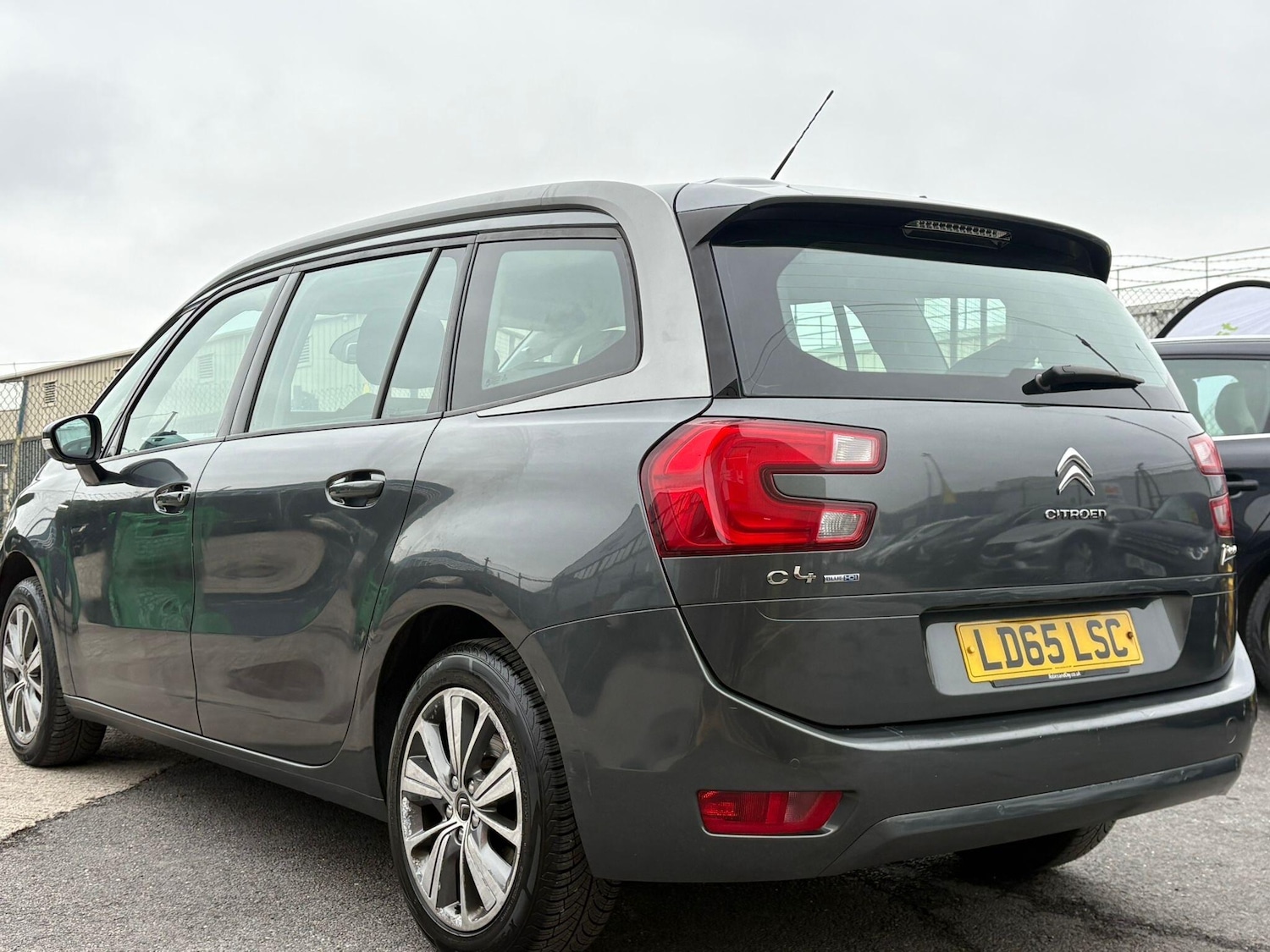 Used Citroen C4 Grand Picasso 2015 for sale - 77331008: Photo 8