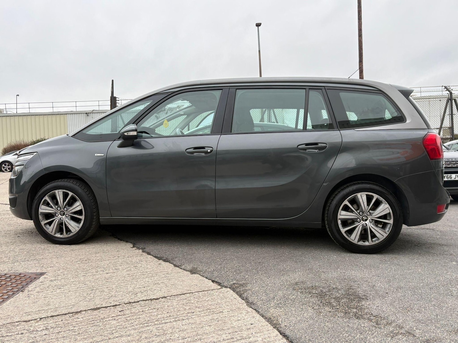 Used Citroen C4 Grand Picasso 2015 for sale - 77331008: Photo 9