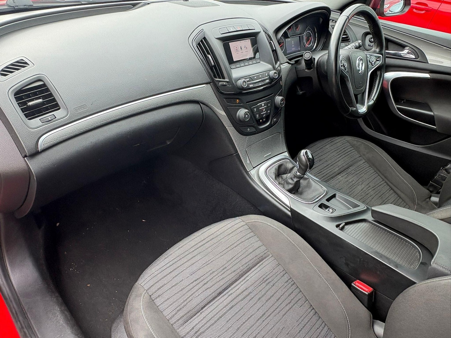 Used Vauxhall Insignia 2015 for sale - 78007344: Photo 2