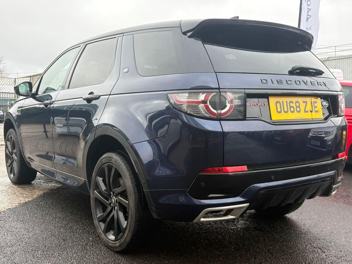 Used Land Rover Discovery Sport 2018 for sale - 78062686: Photo 2