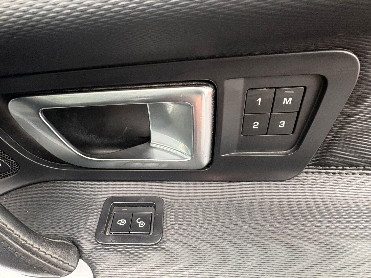 Used Land Rover Discovery Sport 2018 for sale - 78062686: Photo 30