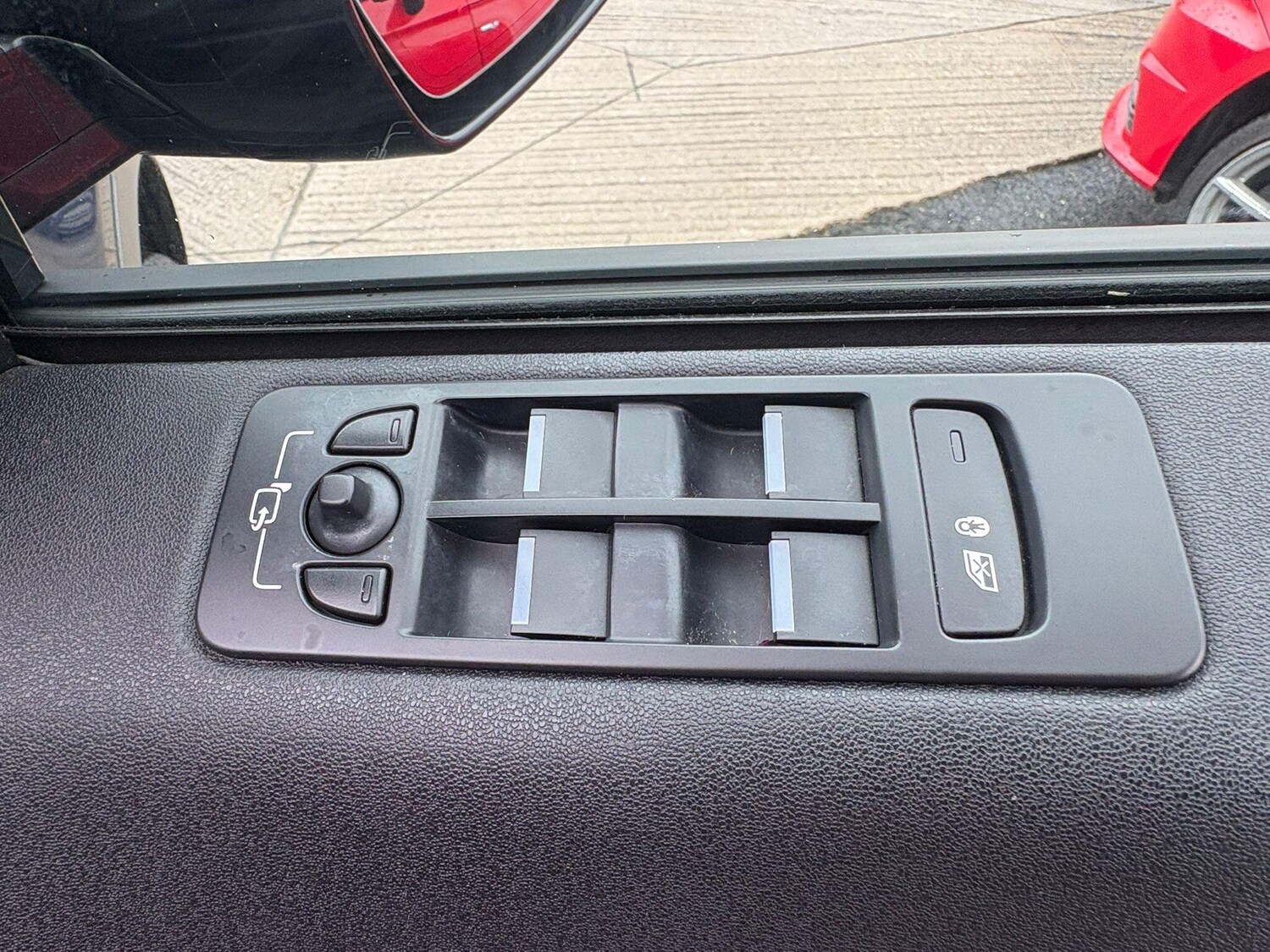 Used Land Rover Discovery Sport 2018 for sale - 78062686: Photo 31