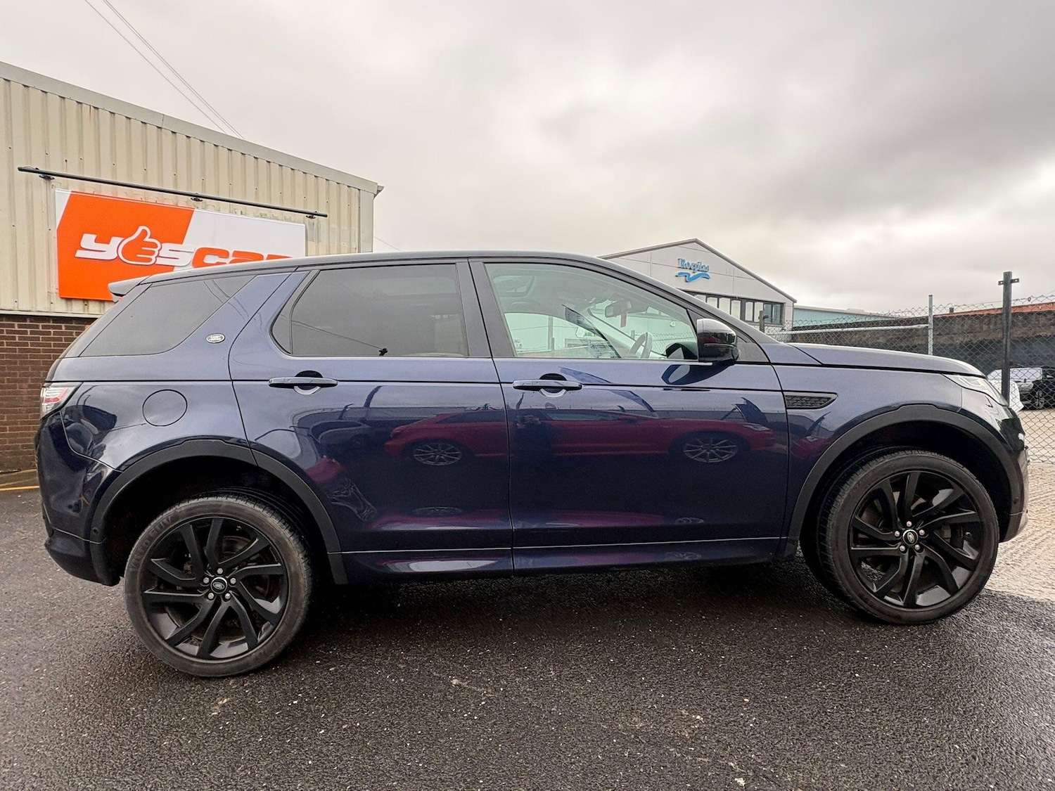 Used Land Rover Discovery Sport 2018 for sale - 78062686: Photo 4